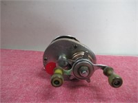Shakespeare Fishing Reel ( no1985 Direct Drive)