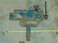 Large Vise (6 inch Jaws)