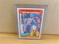 1984-85 Wayne Gretzky Art Ross Trophy Hockey Card