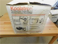 Koolatron Electronic Warmer/ Cooler