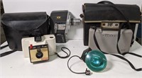 Polaroid Land Camera Swinger Model 20 W/ case.