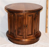ROUND TOP END TABLE