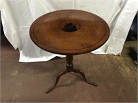 Antique Maple Tilt Top Table