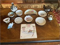 Assorted Porcelain Items w/ Asian Motif