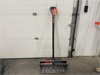 2 - 24" Snow Shovels, Plastic