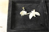 VINTAGE COSTUME CLIP ON EARRINGS "PEACE DOVES"