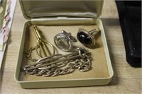 LOT OF VINTAGE TIE CLIPS AND CUFF LINKS