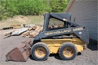 New Holland LX565 Skidsteer