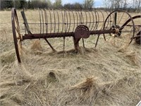 Antique New Holland Bar Rake  (Metal Spoke Wheels)