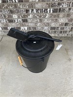 Ash bucket and shovel