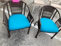Set of rattan chairs with cushions