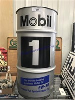 MOBIL MOTOR OIL BARREL, 16 GALLON SIZE