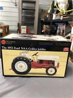 PRECISION SERIES1953 FORD NAA GOLDEN JUBILEE, 1:16