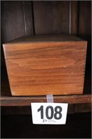 Wooden Box with Lid (G)