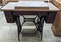 Antique Singer Sewing Table w/ Machine