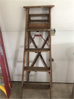 5' Vintage Wooden Step Ladder
