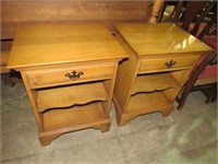 (2X) SOLID WALNUT DAVIS CAB CO. 1 DRAWER NIGHT ST