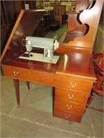 1940 KENMORE WHITE SEWING MACHINE IN CABINET