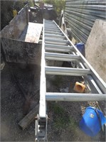 Aluminum Step Ladder 16'