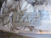Double Size Duvet Cover W/  3 Pillow Shams