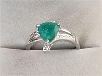 Trillion cut Emerald Diamond Ring