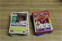 LOT OF SCORE 1989 NFL TRADING CARDS