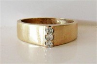 10KT Gold Diamond Ring Sz. 5.5