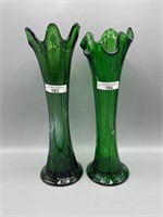 Fenton 11"  green Diamond Rib vase.