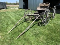 Horse Drawn Buggy/Carriage with Sleigh Runners