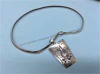 Sterling  pendant band chain 26.5 grams from