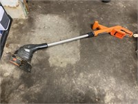 Black & Decker battery weed eater, does NOT have