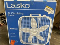 Lasko air circulating box fan