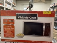 Magic Chef countertop microwave oven
