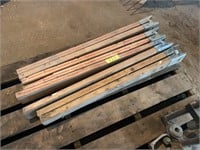 4 saw horse stands