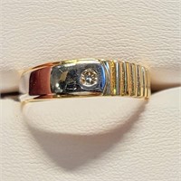 $2600 14K  Diamond(0.05ct) Ring