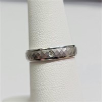 $2200 10K  Diamond(0.01ct) Ring