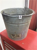 Metal bucket