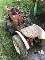Lawn tractor
