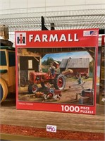 farmall tractor 1000 pc puzzle new in box