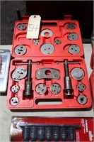 BRAKE CALIPER SPIN TOOL KIT