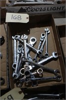 17- METRIC AND SAE GEAR WRENCHES