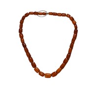 Chinese Amber Necklace, 18th Century or Earlier