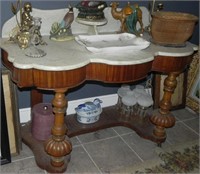 Mid to Late 19th century French Wash Stand