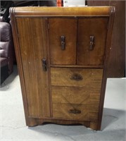 ANTIQUE WOOD WARDROBE DRESSER