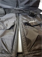 Eddie Bauer seat and carry all