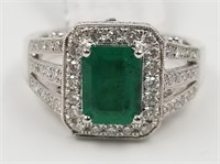 18KT white gold ladies emerald & diamond ring, the