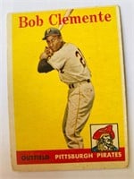 1958 Topps Roberto Clemente Baseball Card #52