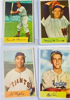 Lot of 17 - 1954 Bowman Baseball Cards