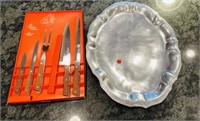 TRAY AND KNIVES