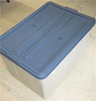Stackable Storage Tote with Wheels